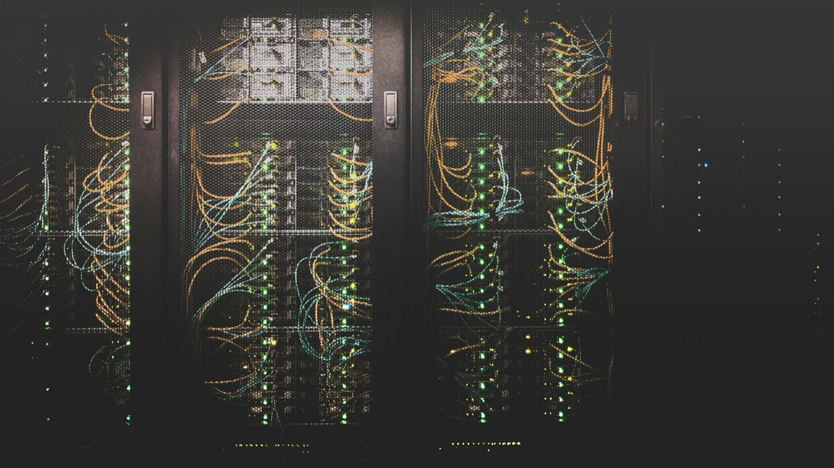 Cabled server racks